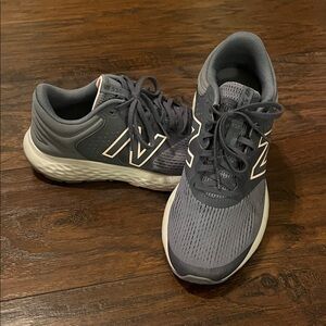 Women’s New Balance 520 Charcoal Athletic Sneakers